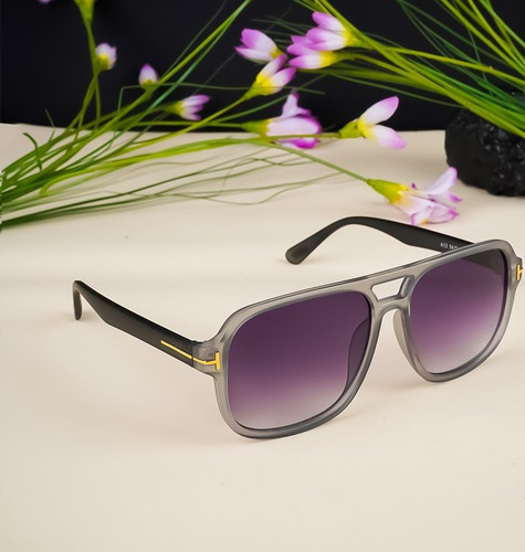 Wayfarer Sunglasses with UV Protected Lens